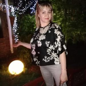 Девушки в Тольятти: Елена, 53 - ищет парня из Тольятти