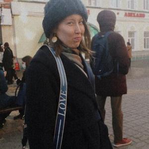 Девушки в Казани (Татарстан): Аделия, 23 - ищет парня из Казани (Татарстан)