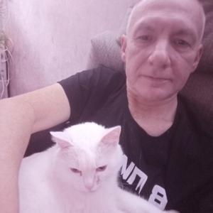 Парни в Смоленске: Андрей, 61 - ищет девушку из Смоленска
