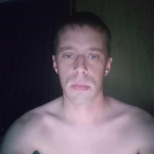 Илья, 32 года, Онега