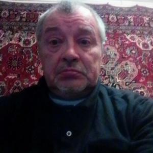 Парни в Томске:  Wladimir, 59 - ищет девушку из Томска
