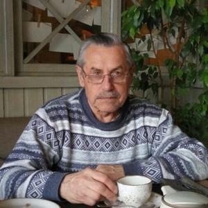 Парни в Нальчике: Николай, 65 - ищет девушку из Нальчика