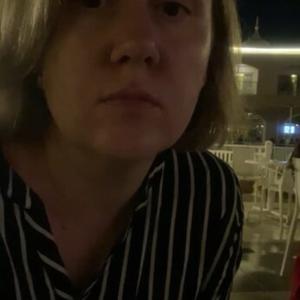 Девушки в Санкт-Петербурге: Юлия, 40 - ищет парня из Санкт-Петербурга
