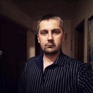 Парни в Череповце: Илья, 41 - ищет девушку из Череповца