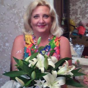 Девушки в Смоленске: Светлана, 58 - ищет парня из Смоленска