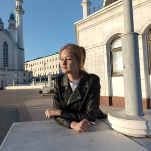 Девушки в Екатеринбурге: Анастасия, 29 - ищет парня из Екатеринбурга