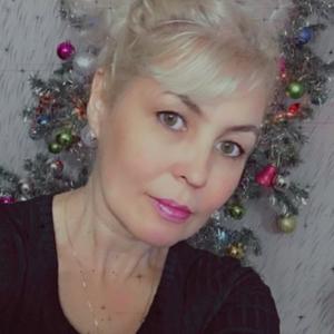 Ирина, 50 лет, Камские Поляны
