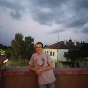 Парни в Пинске: Андрей, 23 - ищет девушку из Пинска