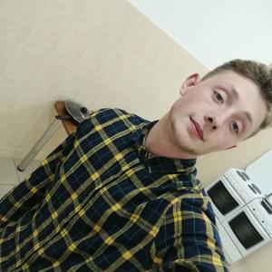 Артем, 23 года, Солигорск