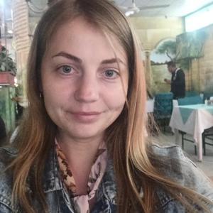 Девушки в Минске (Беларусь): Анна, 29 - ищет парня из Минска (Беларусь)