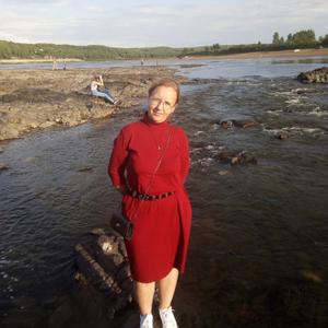 Девушки в Томске: Наталья, 44 - ищет парня из Томска