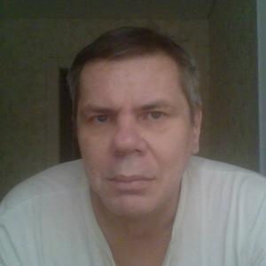Алексей Гурьянов, 56 лет, Безенчук