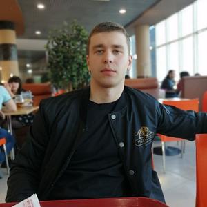 Андрей, 25 лет, Сургут
