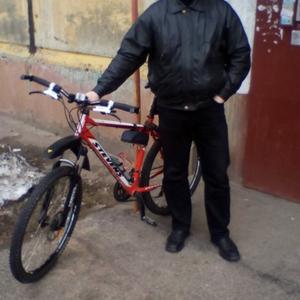 Парни в Череповце: Дмитрий, 48 - ищет девушку из Череповца