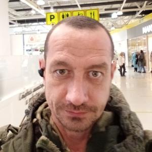 Парни в Челябинске: Юрий, 41 - ищет девушку из Челябинска