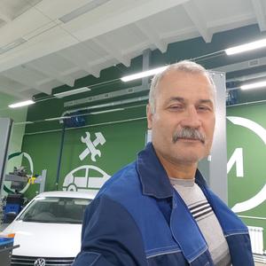 Геннадий, 56 лет, Новошахтинск