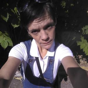 Девушки в Ульяновске: Юлия, 44 - ищет парня из Ульяновска