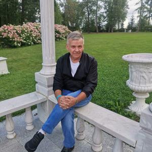 Василий, 58 лет, Санкт-Петербург