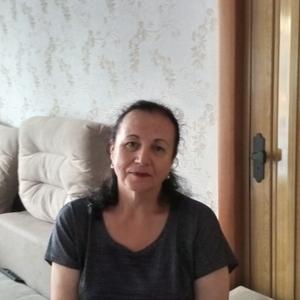 Девушки в Омске: Наталья, 60 - ищет парня из Омска