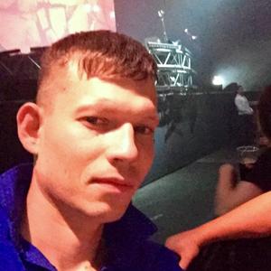 Парни в Хвалынске: Александр, 32 - ищет девушку из Хвалынска
