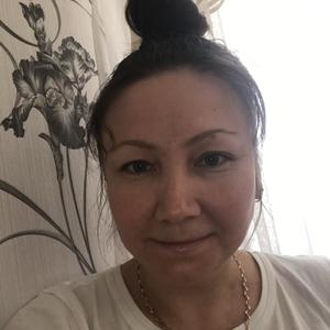 Девушки в Казани (Татарстан): Лиля, 43 - ищет парня из Казани (Татарстан)
