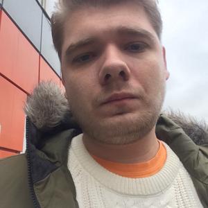 Парни в Химках: Александр, 24 - ищет девушку из Химок