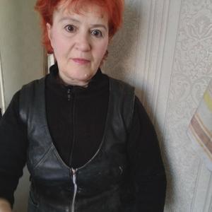 Девушки в Екатеринбурге: Вера Судакова, 62 - ищет парня из Екатеринбурга