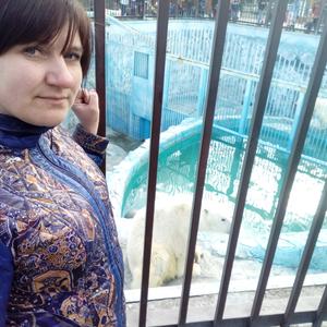 Девушки в Екатеринбурге: Анастасия, 40 - ищет парня из Екатеринбурга