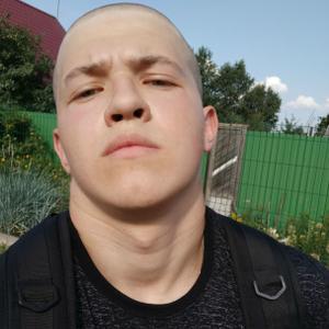 Виктор, 22 года, Омск