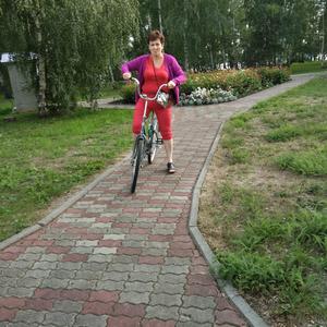 Девушки в Екатеринбурге: Наталия, 61 - ищет парня из Екатеринбурга