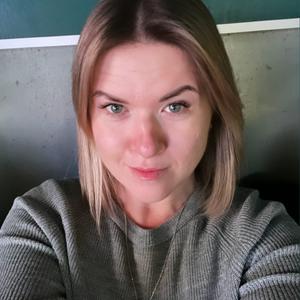 Девушки в Петрозаводске: Валентина, 32 - ищет парня из Петрозаводска