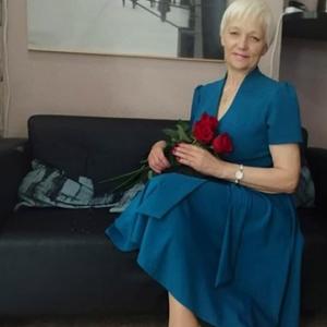 Девушки в Новосибирске: Луиза Сидоченко, 63 - ищет парня из Новосибирска