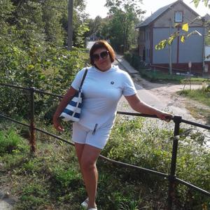Девушки в Ялуторовске: Любовь, 65 - ищет парня из Ялуторовска