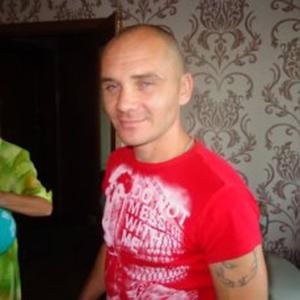 Парни в Саяногорске: Игорь, 46 - ищет девушку из Саяногорска