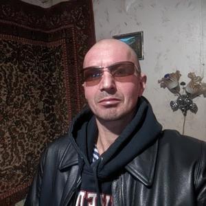 Парни в Владивостоке: Сергей Не Важно, 48 - ищет девушку из Владивостока