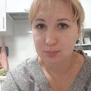 Девушки в Динской: Ольга, 39 - ищет парня из Динской