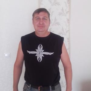 Саша, 44 года, Омск
