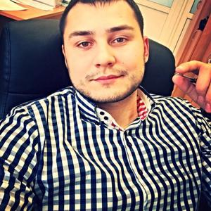 Анатолий, 25 лет, Ирбит