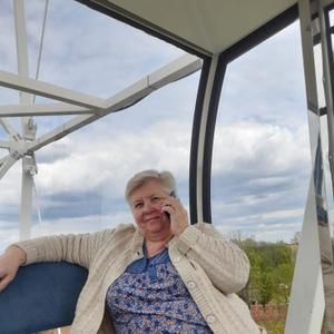 Парни в Смоленске: Галина, 67 - ищет девушку из Смоленска