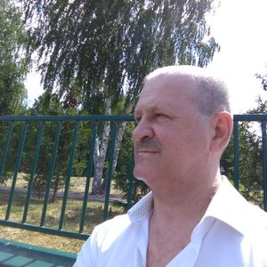 Парни в Казани (Татарстан): Александр, 61 - ищет девушку из Казани (Татарстан)