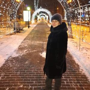 Девушки в Ульяновске: Оксана, 49 - ищет парня из Ульяновска