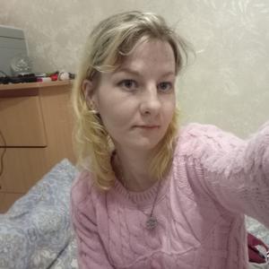 Девушки в Петрозаводске: Настя, 26 - ищет парня из Петрозаводска