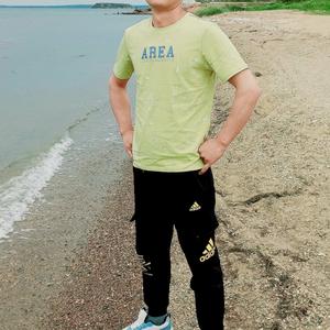 Жума, 24 года, Владивосток