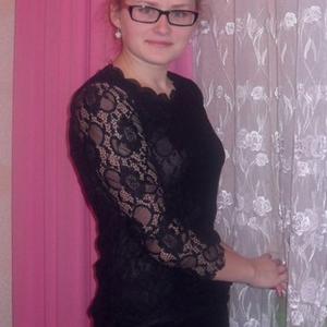 Девушки в Молодечно: Оксана, 31 - ищет парня из Молодечно