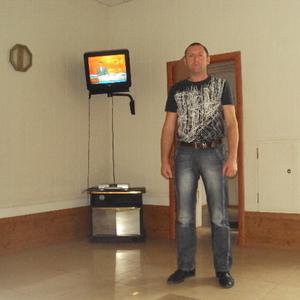 Илья, 48 лет, Владивосток