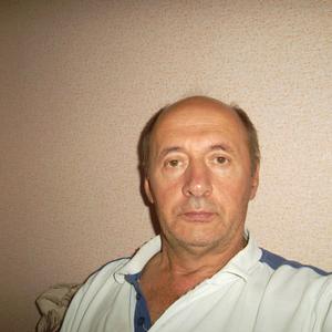 Парни в Челябинске: Владимир Козлов, 63 - ищет девушку из Челябинска