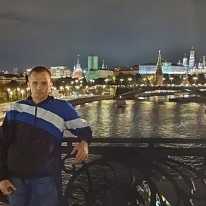Парни в Электросталь: Олег, 28 - ищет девушку из Электросталь