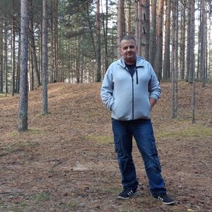 Парни в Новокузнецке: Александр, 55 - ищет девушку из Новокузнецка
