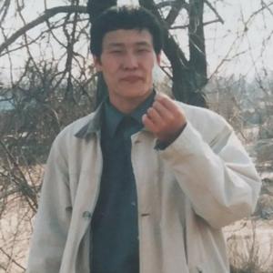 Парни в Улан-Удэ: Аюр, 43 - ищет девушку из Улан-Удэ