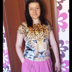 Девушки в Твери: Ольга, 39 - ищет парня из Твери